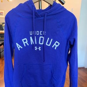 Lightweight sweatshirt